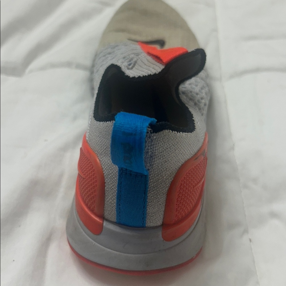 Nikes 💥 - Picture 4 of 8
